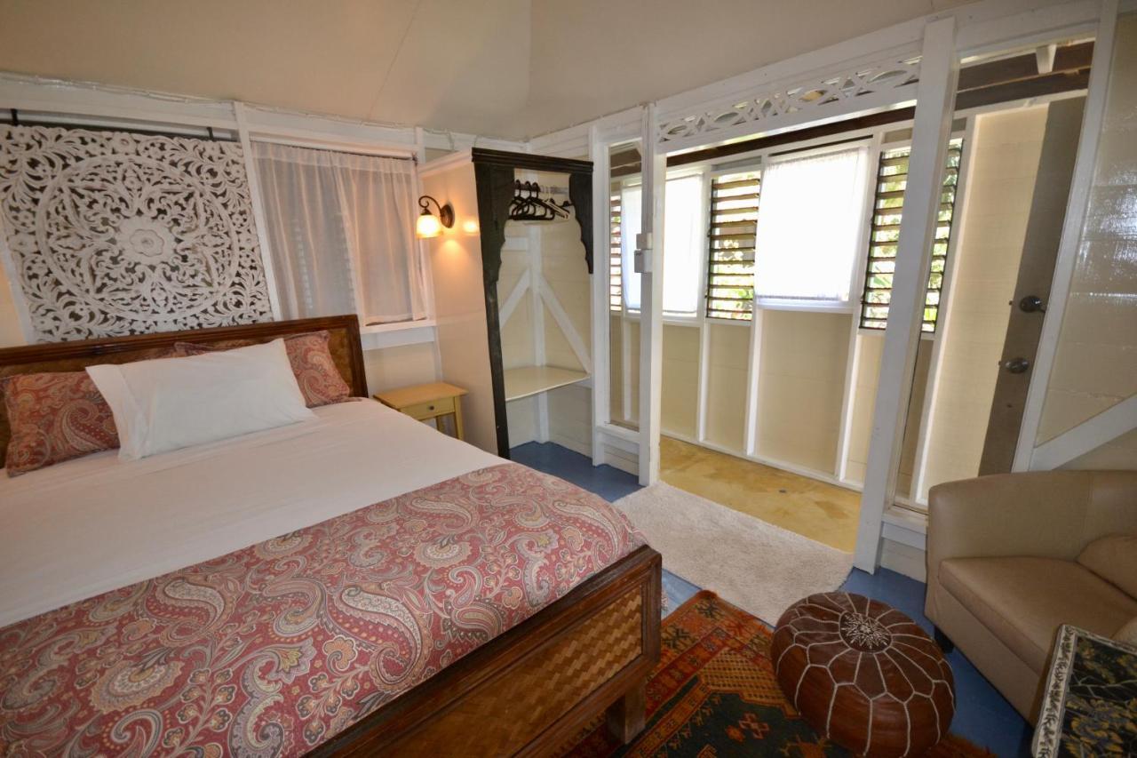 Katamah Beachfront Guesthouse Treasure Beach Esterno foto